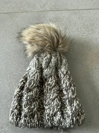 Bonnet Hawkins collection, taille adulte, pour femme, très bon état