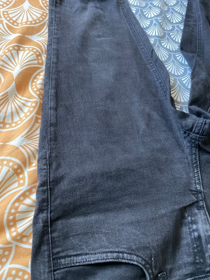 Jean noir 40 - photo numéro 3