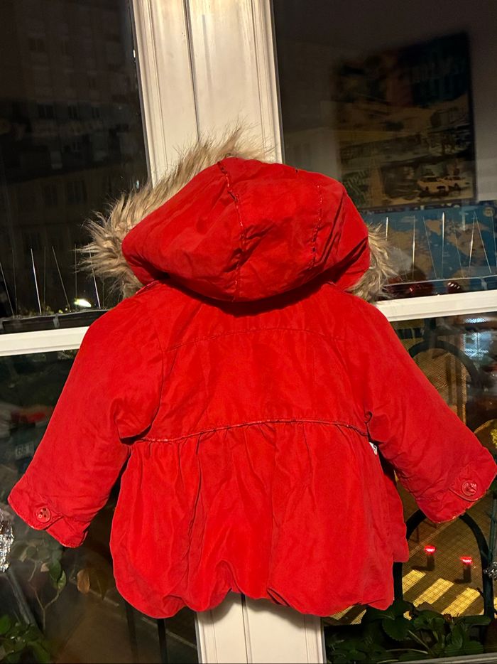 Manteau bien chaud taille 6 mois, imperméable à capuche - photo numéro 2