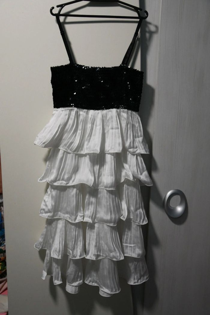 Robe de cocktail/soirée taille S - photo numéro 8