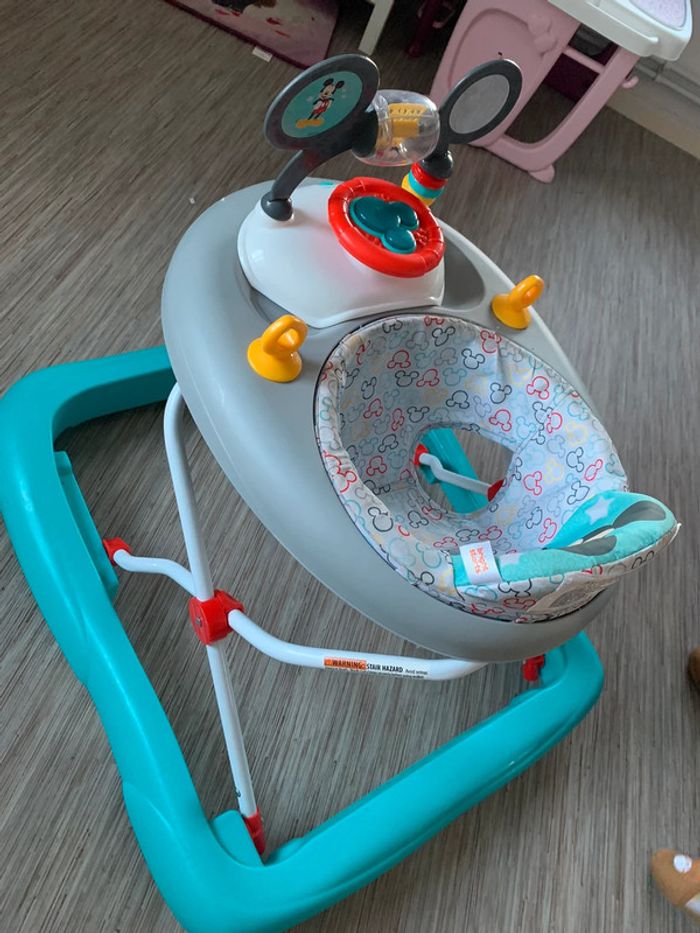 Trotteur garçon 👦 - photo numéro 2