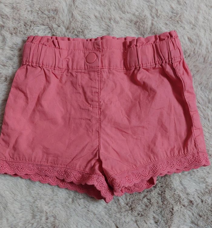 Lot 2 shorts 12 mois - photo numéro 4