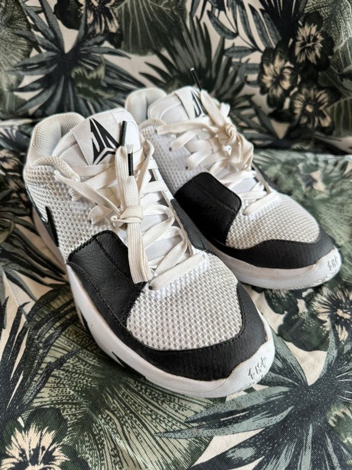 Basket Nike JA