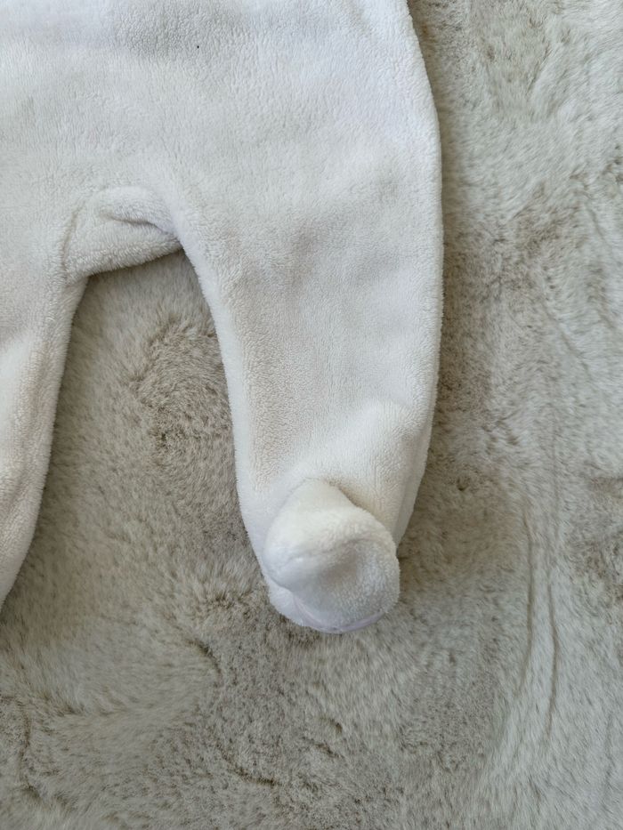 Pyjama 6 mois Kiabi chaud - photo numéro 4