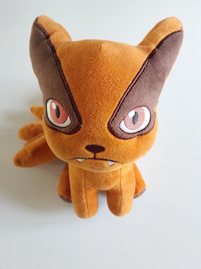 Barado peluche renard 9 queues Naruto 35 cm