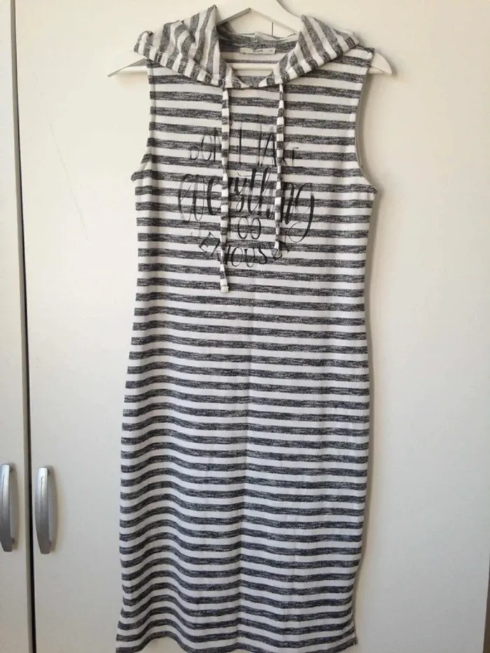 Robe pull sans manches à capuche rayures/marinière M 38 - photo numéro 2