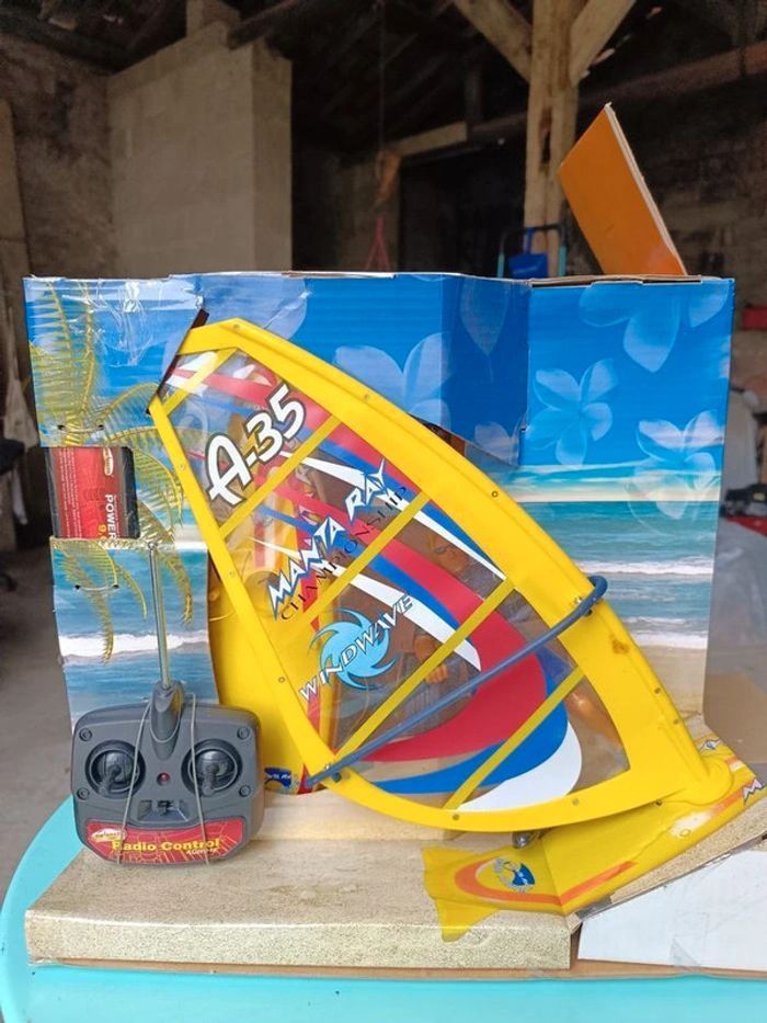 jouets majorette windsurfer manta Ray télécommandé rare - photo numéro 3