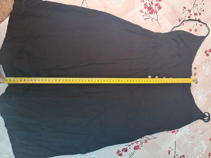 Superbe combishort noire, légère et joliment ajustée à la taille- noire - T40 - Neuve - photo numéro 8