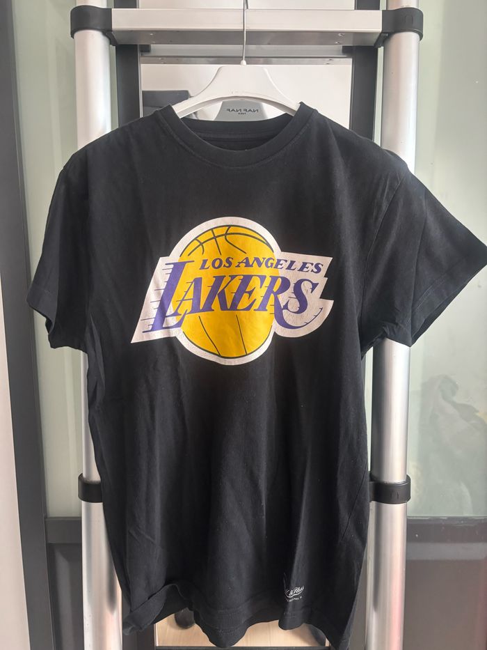 T-shirt Mitchell&Ness taille xs