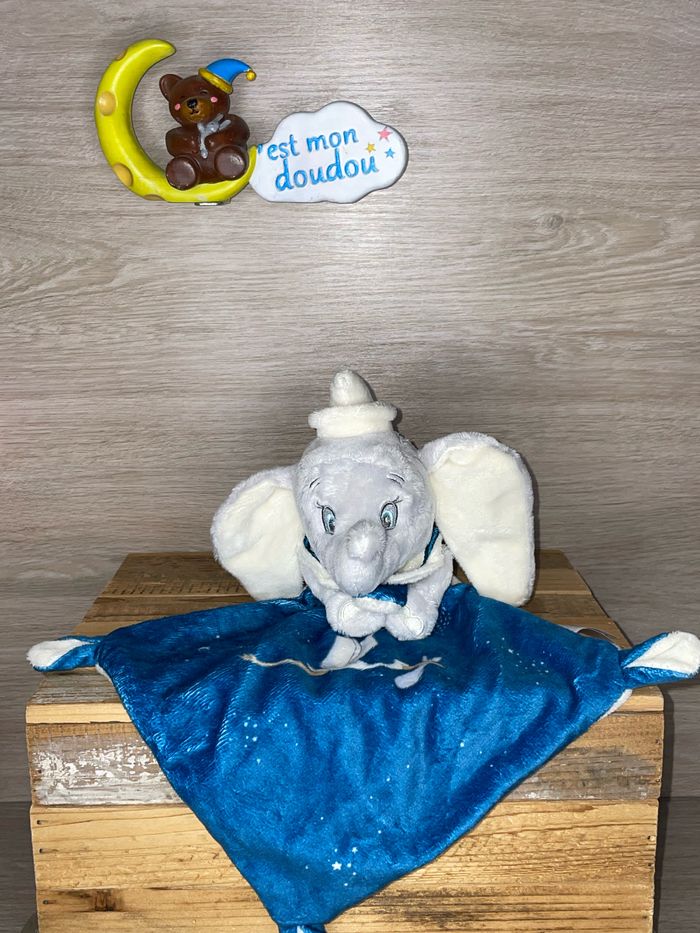 DY40 doudou éléphant 🐘 dumbo disney