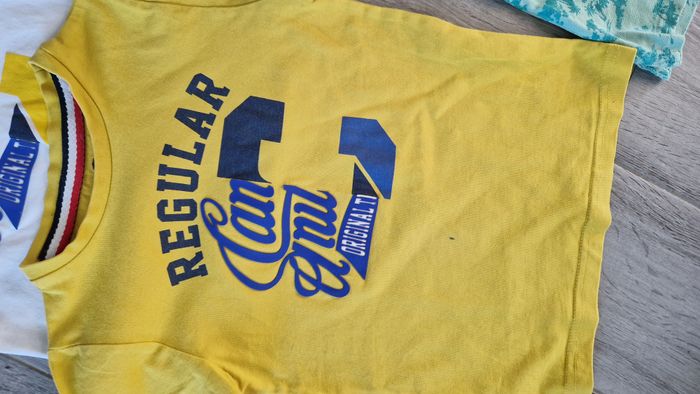 Lot de 6 tee shirts manche courtes. Taille 5 ans. - photo numéro 5