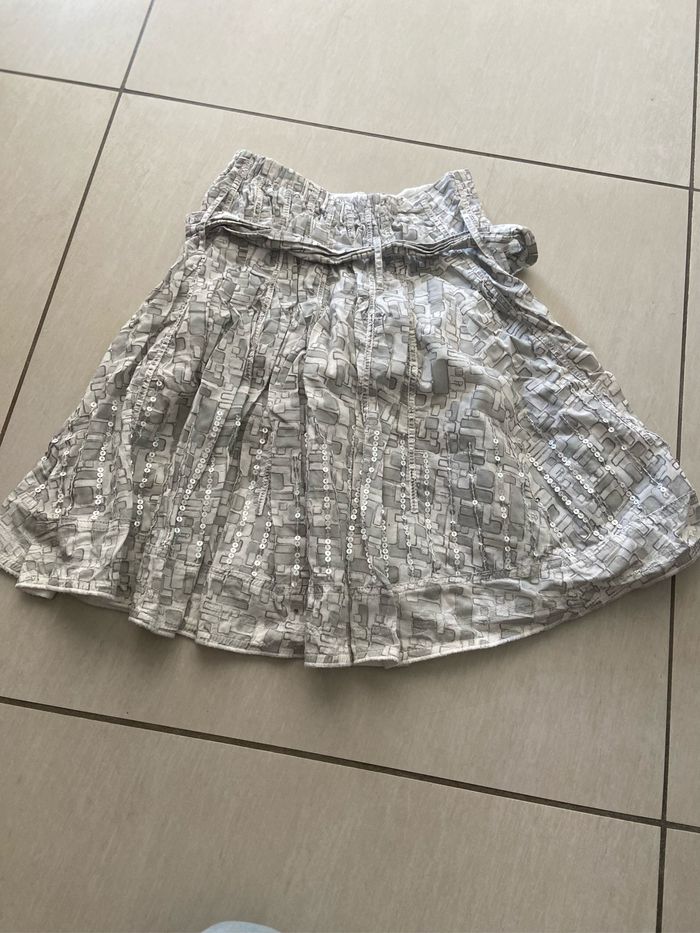 Jupe avec carrée et strass/paillette - photo numéro 3