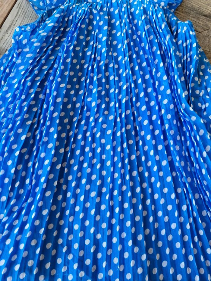 Robe courte - photo numéro 2