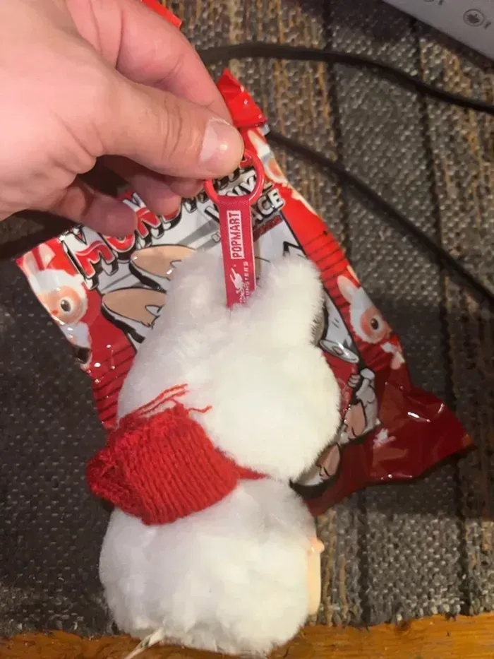 Labubu Coca-Cola officiel édition limitée très rare - photo numéro 10