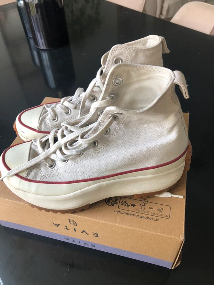 🌼Converses Chuck Taylor All Star🌼