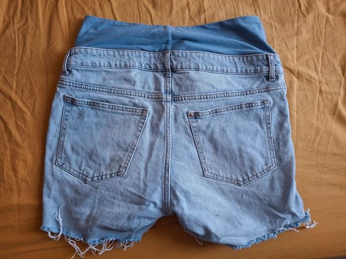 Short maternité - photo numéro 2