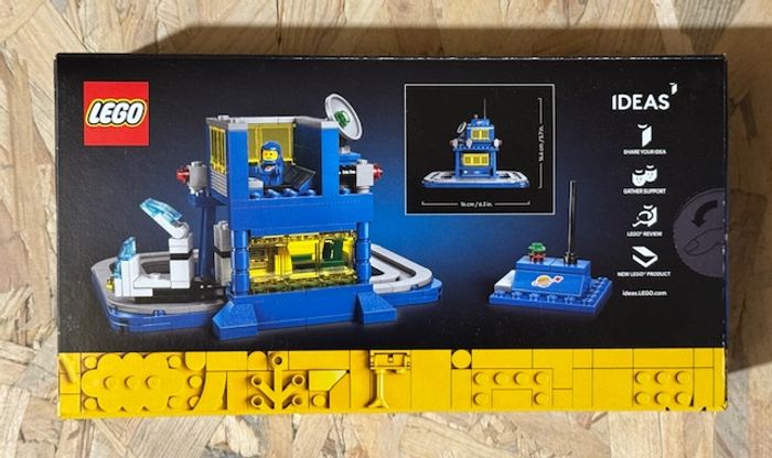 LEGO 40786 - Centre de contrôle miniature - photo numéro 2