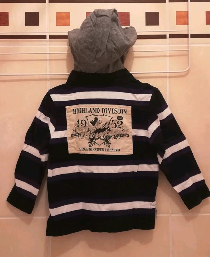 Polo avec capuche T2 ans - V92B - photo numéro 2