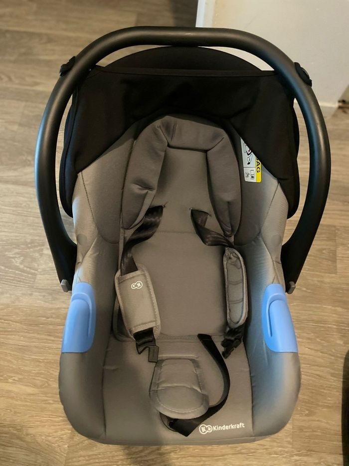 Poussette Kinderkraft moov avec cosy - photo numéro 7