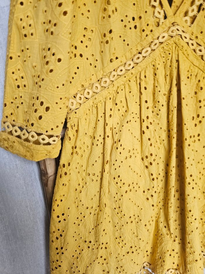 Robe broderie anglaise Taille L - photo numéro 3