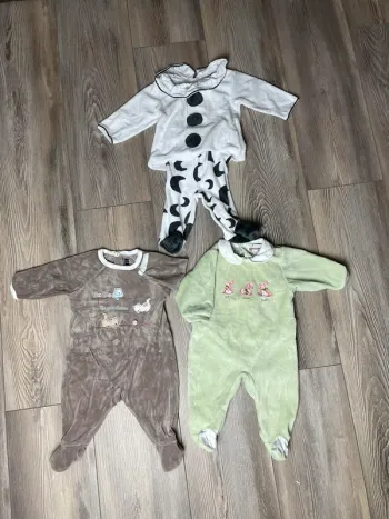 Lot pyjamas