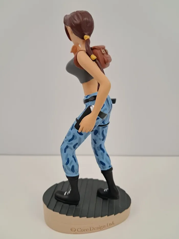 Figurine Tomb Raider Lara Croft - numéro 13 Les Aventures de Lara Croft Londres - photo numéro 4