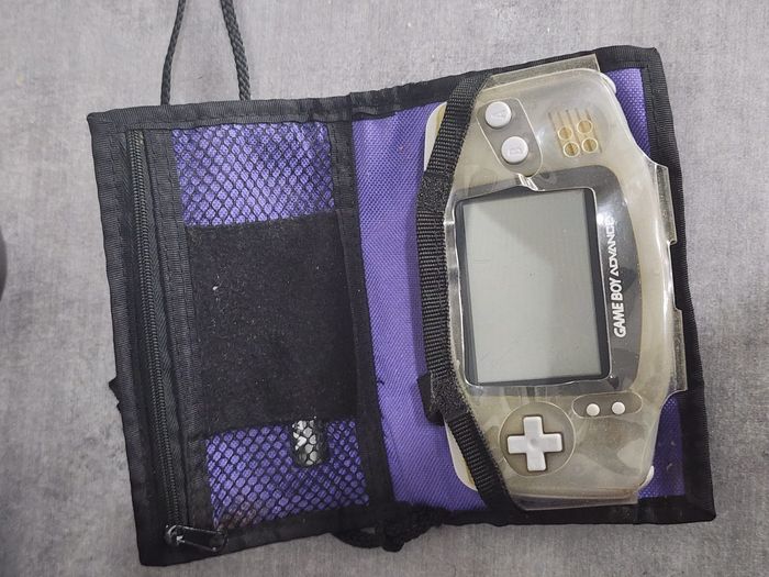 Nintendo Game Boy Advance AGB-001 – Coloris Glacier (Translucide) - photo numéro 4