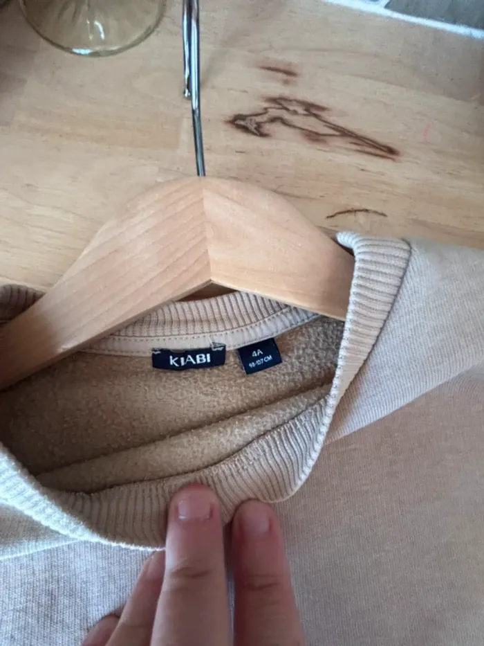 Petit pull beige • Kiabi • 4 ans - photo numéro 5