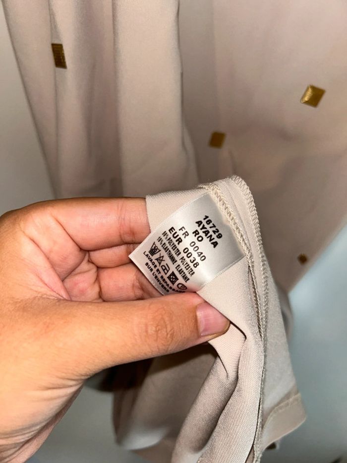Jolie petite robe beige / crème - Taille 38/40 - Tanaïs - photo numéro 5