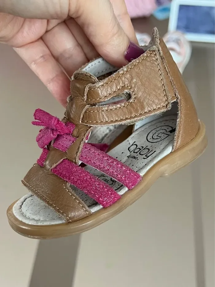 Sandales fille p.18 - photo numéro 2