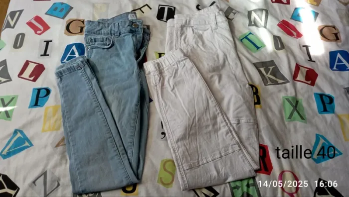 Lot de 2 jean taille 40