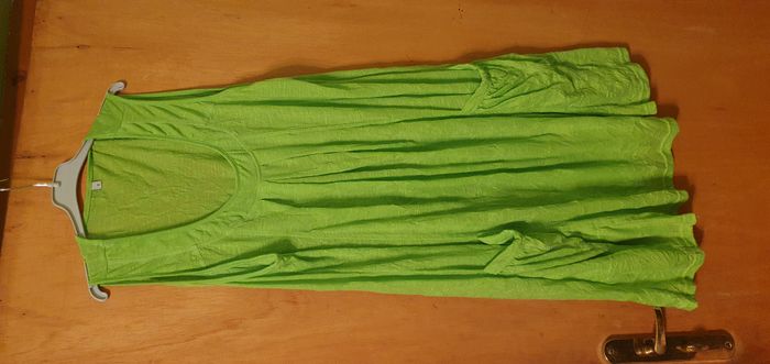Robe vert flashy
