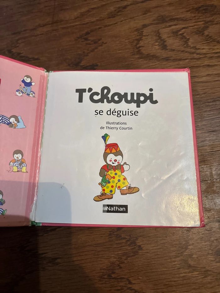 Livre T’choupi se déguise - photo numéro 2