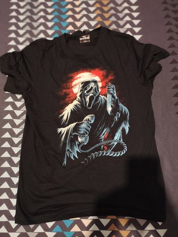 T-shirt ghostface