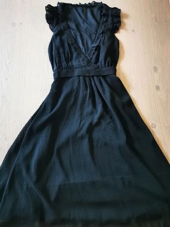 Jolie robe noire, femme XS