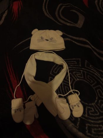 Bonnet, Écharpe, gants bébé