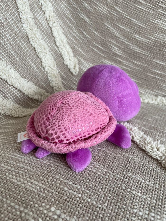 Peluche doudou 16cm ty tortue rose et violet brillant très bon état - photo numéro 4