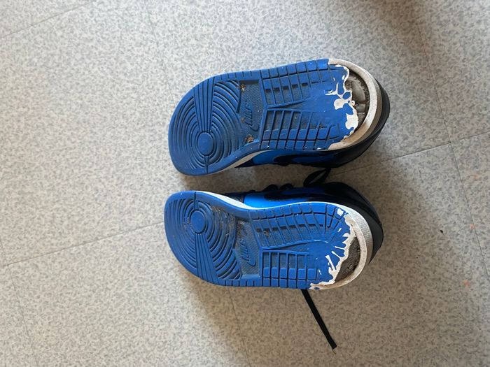 Chaussure Nike Air, Jordan bleu et noir - photo numéro 3