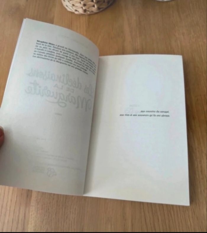 Livre Les déclinaisons de la  marguerite 🌼 - photo numéro 7