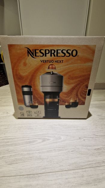Nespresso vertuo next grise neuve