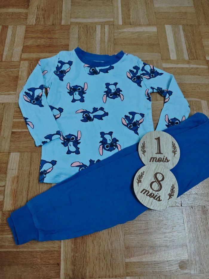 Pyjama stitch 18 mois
