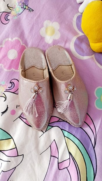 Babouches dorées 