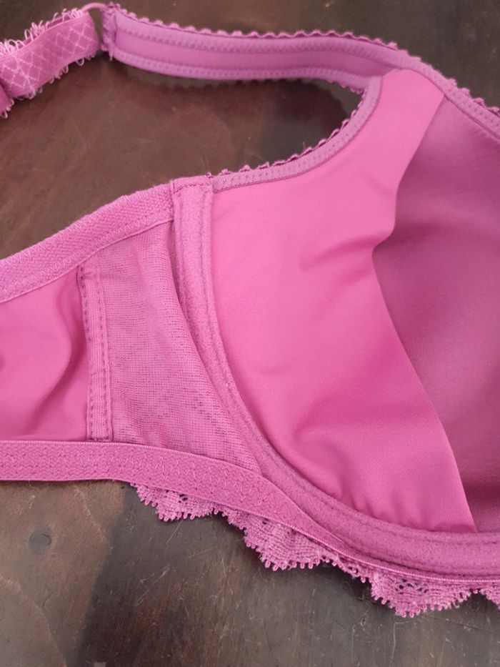 Jolie Soutiens-gorge Playtex fr 95D eu 80D - photo numéro 18