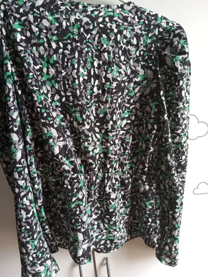 Blouse Gémo neuve - photo numéro 3