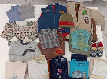 Lot de vêtements garçon 2 ans