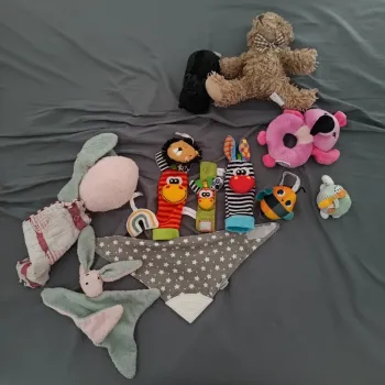 Ensemble doudous jouets