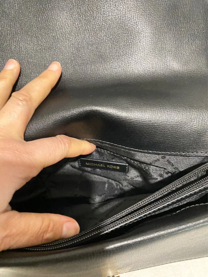Sac Noir Modèle Kinsley Michael Kors - photo numéro 11