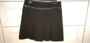 Jupe paillettes taille 2