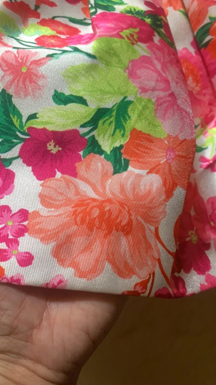 Très jolie robe (taille 3 ans) - photo numéro 8