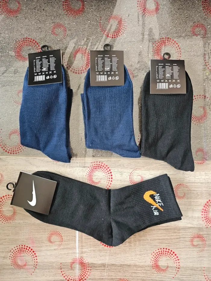 Lot de 4 paires de chaussettes nike - photo numéro 2